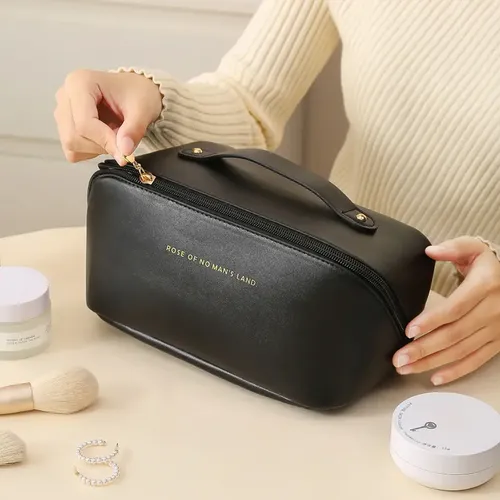 Neceser Viral de Maquillaje Arrow Impermeable de Cuero Sintético Negro