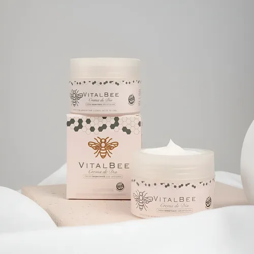 Crema Día Antiedad Con Colágeno Y Apitoxina Vitalbee