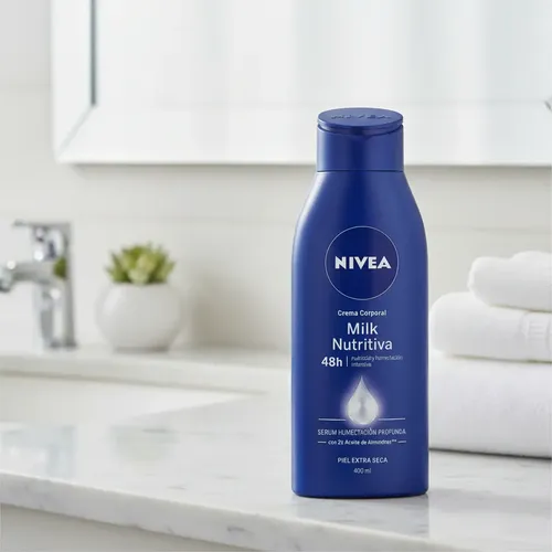 Crema Corporal Nivea Milk Nutritiva Piel Extra Seca X400ml