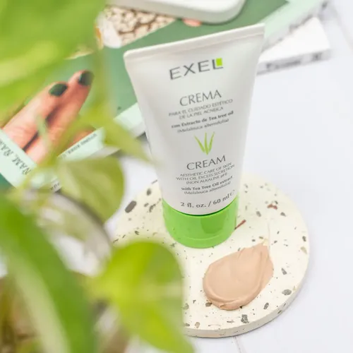 Crema Para Pieles Acneicas Exel Con Extracto Tea Tree Oil