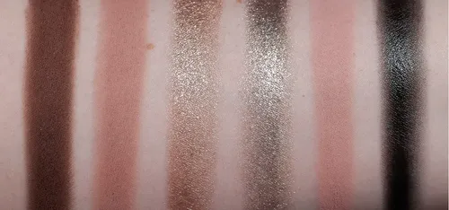 Paleta De Sombras Huda Beauty – Pretty Grunge – Multi