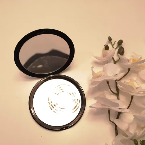 Espejo De Bolsillo Para Maquillaje Vrhere Mirrim Con Aumento