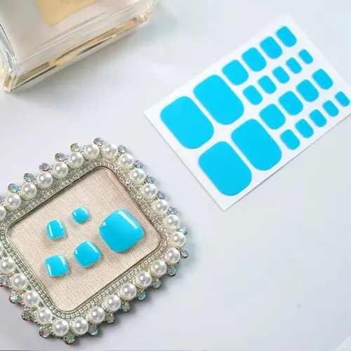 Tiras De Uñas Gel Para Pies Autoadhesivas 22u – No Necesita Lampara UV – Celeste