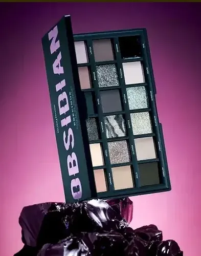 Paleta 18 Sombras Ojos Obsidian Precious Ruby Rose Hb2601
