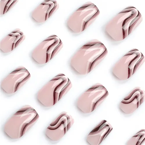 Uñas Con Diseño Ondulado Al Estilo Francés