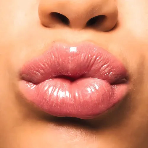 Brillo Labial Ultra Color Lip Gloss 7ml – Avon® Color Blush