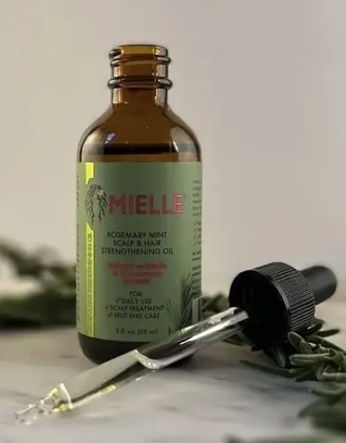 Aceite Mielle Organics Rosemary Mint Oil Scalp & Hair Strengthening Oil Mielle Rosemary Mint Oil Aceite fortalecedor del cuero cabelludo y el cabello con romero y menta
