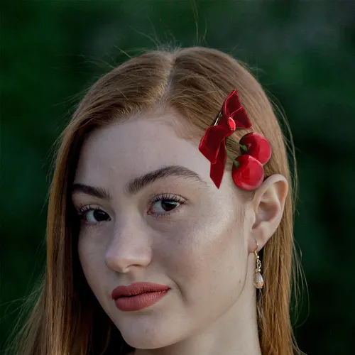 Clip De Pelo Lazo Rojo Suave Accesorio De Cereza