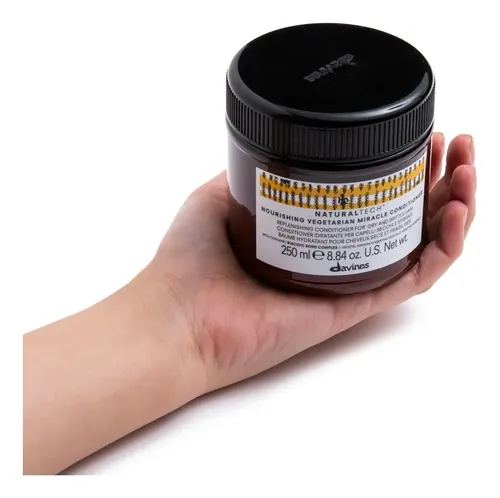 Nourishing Vegetarian Miracle Conditioner Davines 250ml