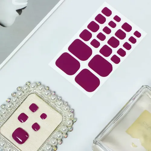 Tiras De Uñas Gel Para Pies Autoadhesivas 22u – No Necesita Lampara UV – Violeta Ciruela