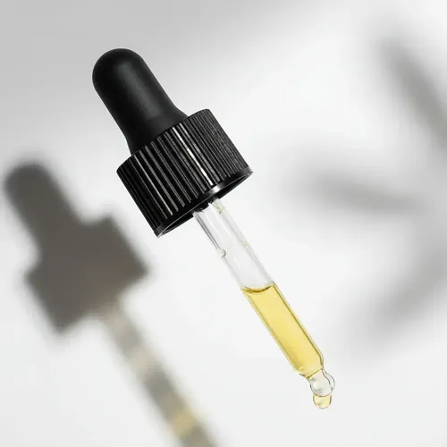 Sérum Vitamina C, A, B5 Y Acido Hialurónico Kiss Beauty