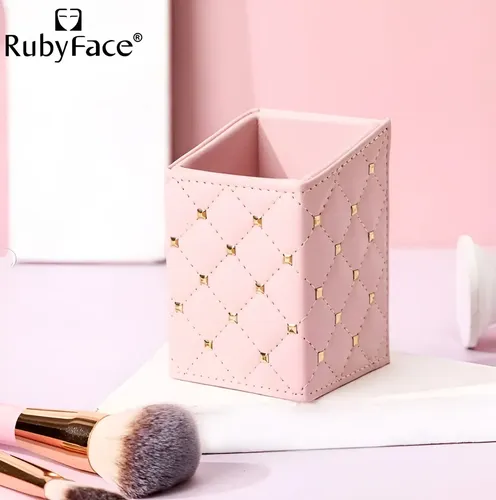 Set 10 Brochas Ruby Face Con Porta Brochas De Ecocuero Color Blanco