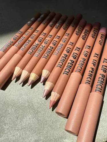 Pack Delineador de Labios Dapop en Lápiz – 6 Tonos Mate de Larga Duración