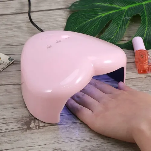 ) Secador De Uñas Con Lámpara Uvled De Diseño En Forma De (