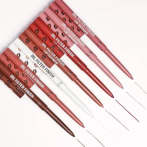 Definidor De Labios Revolution Beauty Chai Nude Larga