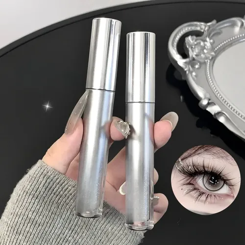 Máscara De Pestañas Con Purpurina Y Maquillaje Brillante De
