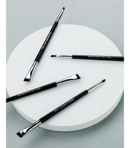 Cepillo Doble Cejas Y Delineador Eigshow D104 Eu