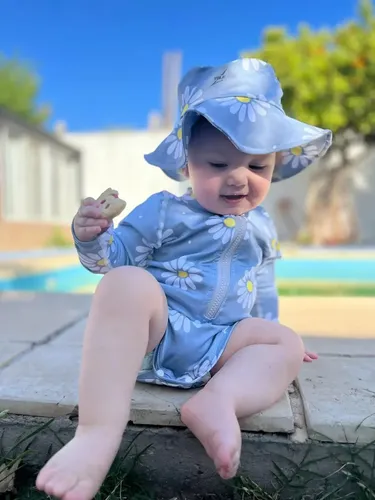 Malla Enterito Bebe Gorro Protección Solar Body Agua Niños Color Margarita Talle 24 m