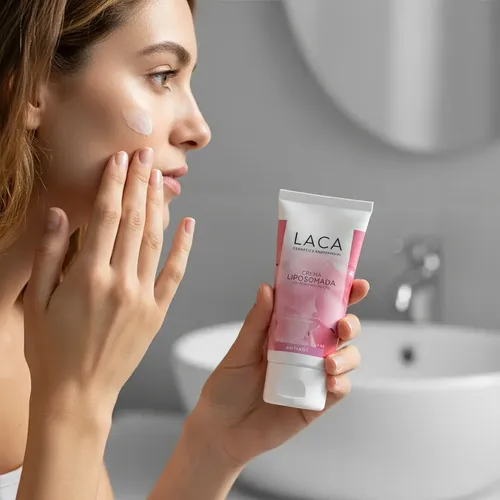 Crema Liposomada Laca Antiage Hipoalergénica Hidratante Rostro Ácido Hialurónico