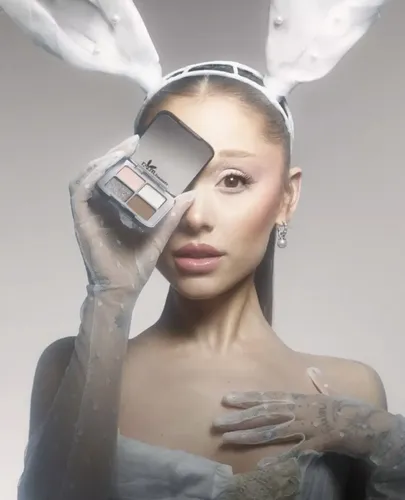 R.e.m Beauty Edicion Limitada Dangerous Woman Paleta Sombras