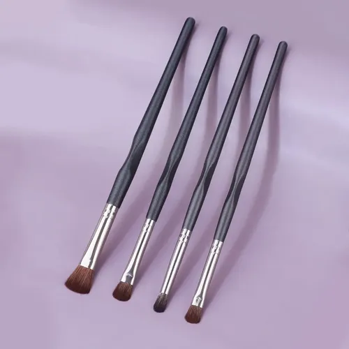 4 Pinceles Profesionales Para Sombras Y Difuminar Ojos