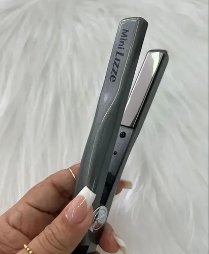 Plancha Mini Lizze Profesional Compacta Ideal Para Viajes