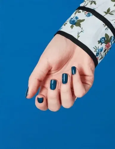 Opi Nail Lacquer Cia = Color Is Awesome Tradicional X 15 Ml. Color Verde Azulino