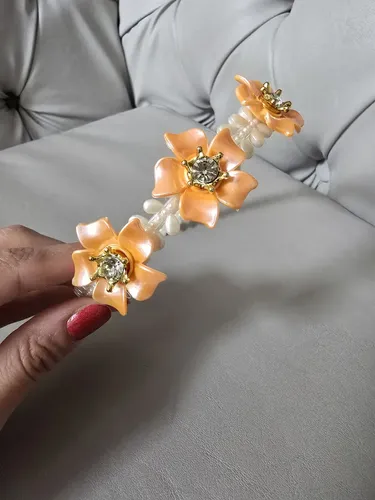 Vincha Diadema Flores Perlada Strass Pelo Natural Mujer Gold