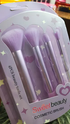 Set De 4 Brochas De Maquillaje Para Rostro Lila