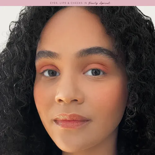 Rubor Rare Beauty Stay Vulnerable En Crema 5g – Tono Del Maquillaje Nearly Apricot