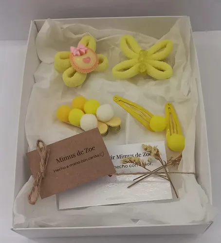 Kit Hebillas Para Niña Con Pompom Amarillo Set Accesorios