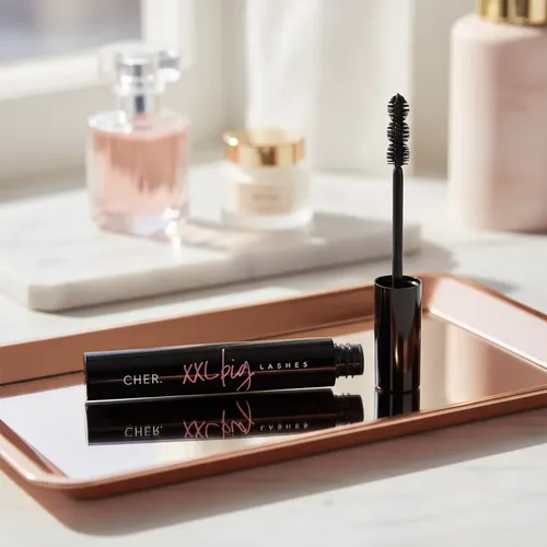 Cher Dieciocho The Mascara Xxl Big Lashes Extreme Volume
