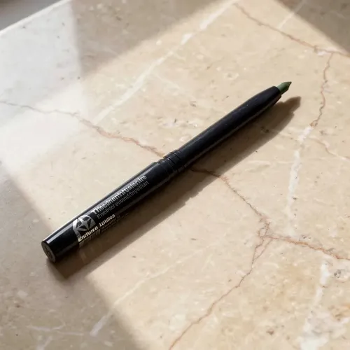 Evergreen Lapiz Delineador Retractil Para Ojos Verde Mate