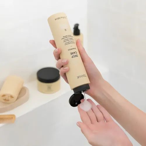 Shampoo Reparador Capilar Lakme Teknia Deep Care 300ml