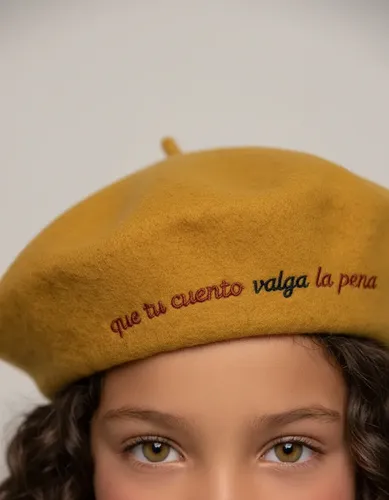 Boina Con Peluca Amarilla Accesorio Divertido Margarita