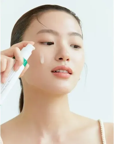 Axis-y Dark Spot Correcting Glow Serum 50ml – K Beauty