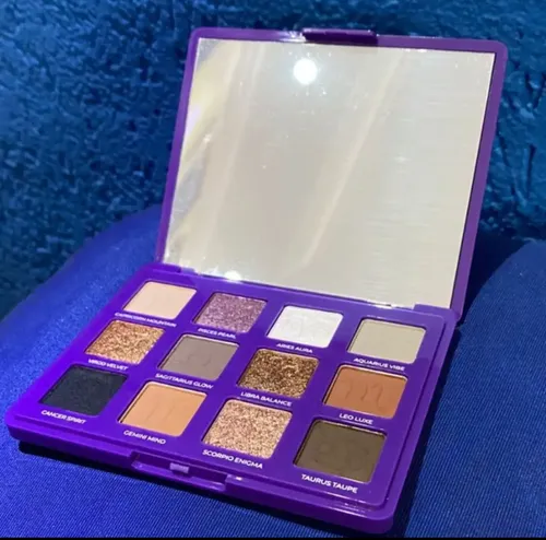 Paleta De Sombras De Ojos Astral Essence Ruby Rose Original
