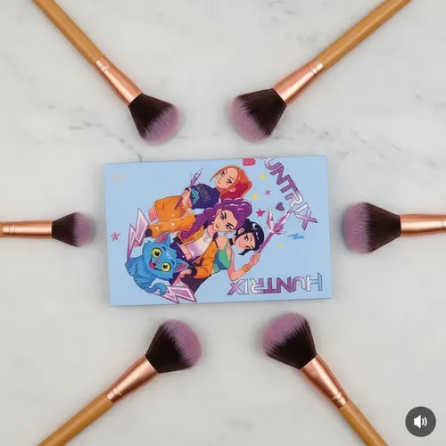 Paleta De Sombras K-pop 18 Colores Con Espejo