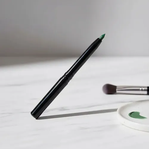 Evergreen Lapiz Delineador Retractil Para Ojos Verde Mate
