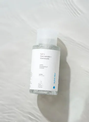 The Glow Factor Aqua Blu – Agua Micelar Limpiadora y Desmaquillante Facial x 200ml