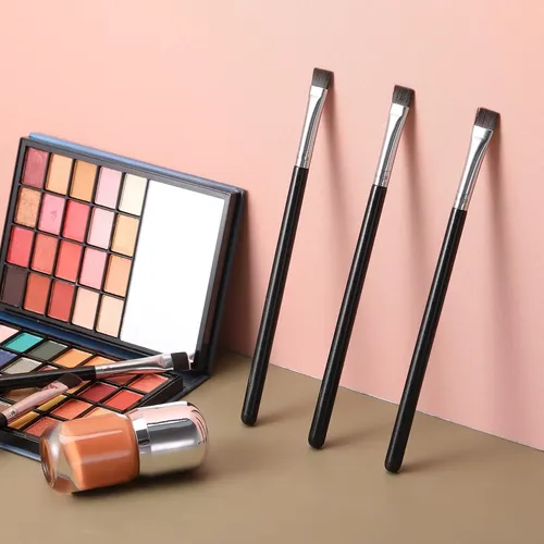 Set De Brochas De Maquillaje Nuogo Flat Eyeliner Eyellow Cor