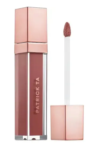 Crema labial sedosa Patrick Ta For She’s Confident, color rosa beige