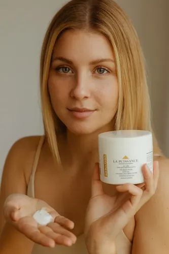 Máscara Capilar Keratina Hidrolizada X250g La Puissance Cabellos Dañados – Nutricion Brillo Suavidad Hidratacion – Uso Profesional Ideal Estetica Salon
