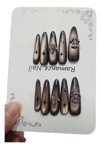 Uñas Postizas Press On Y2k Marrón Con Dijes 3d Mariposa