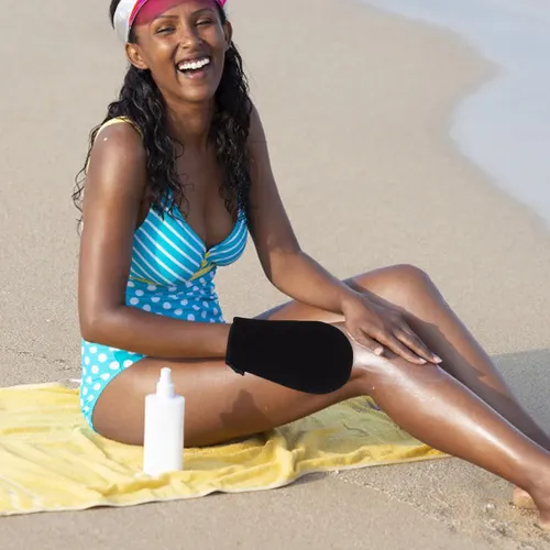 Se Necesita 1 Par De Guantes De Bronceado Para Aplicarlos En