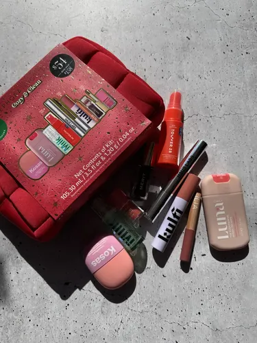 Set Maquillaje Sephora Favorites Cozy & Clean 9 Piezas Rostro Ojos Labios