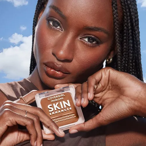 Polvo Iluminador Acabado Difuminado Covergirl Trublend Skin