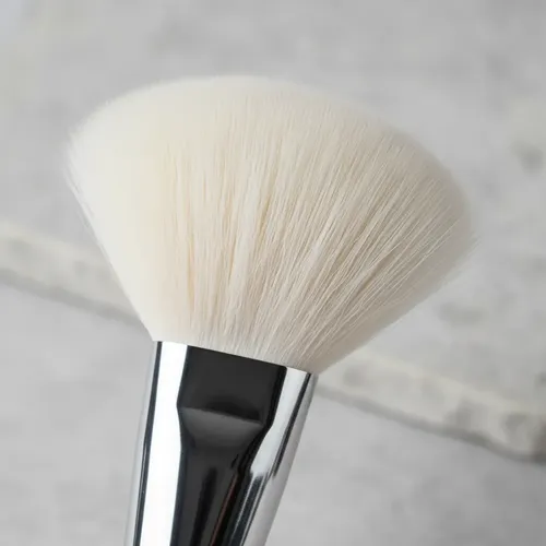 Brocha Maquillaje Iluminador Sp31 Highlight Brush Idraet