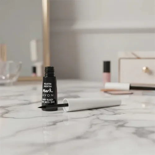 Delineador Líquido Larga Duración Big Fine Line Avon Mark