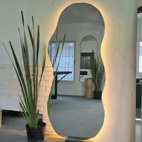 Espejo Irregular Bordes Pulidos Con Luz Led 180×80